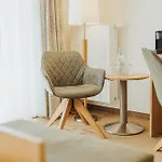 Parkhotel Iv Jahreszeiten فندق