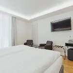 Parkhotel Iv Jahreszeiten Hotell