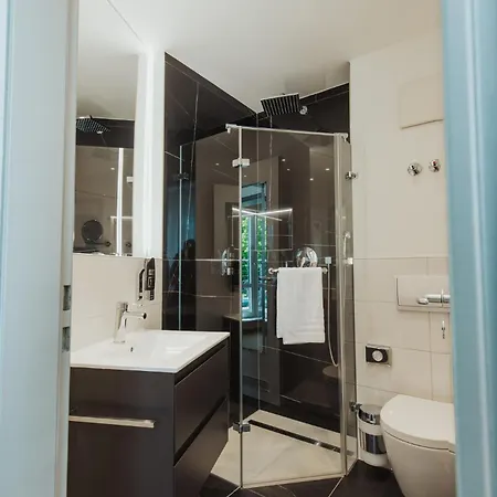 فندق Parkhotel Iv Jahreszeiten