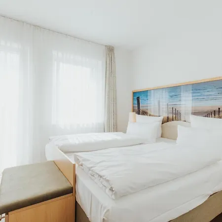 酒店 Parkhotel Iv Jahreszeiten 4*