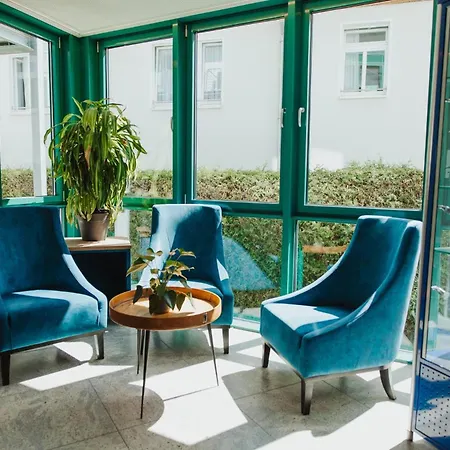 Parkhotel Iv Jahreszeiten 酒店 4*