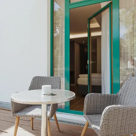 Parkhotel Iv Jahreszeiten 4*