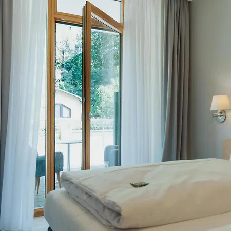 Parkhotel Iv Jahreszeiten 酒店 4*