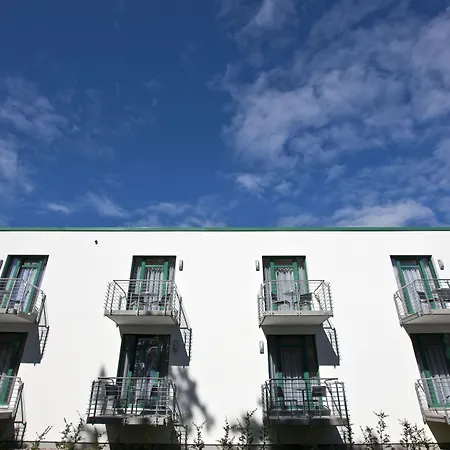 酒店 Parkhotel Iv Jahreszeiten 4*