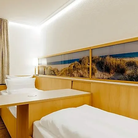 Parkhotel Iv Jahreszeiten Hotel 4*