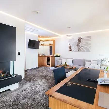 Parkhotel IV Jahreszeiten Kuehlungsborn 4*