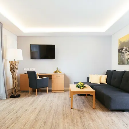 Parkhotel Iv Jahreszeiten Ξενοδοχείο