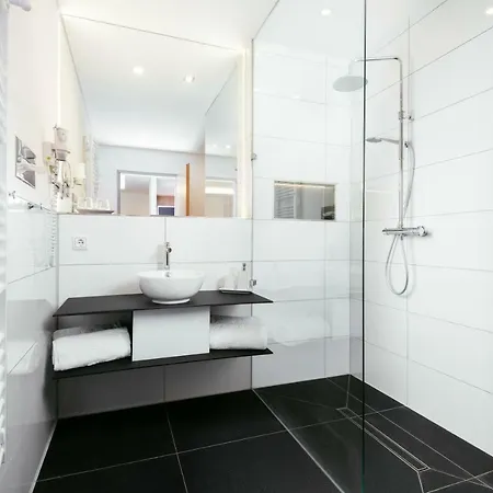 Parkhotel Iv Jahreszeiten 4*